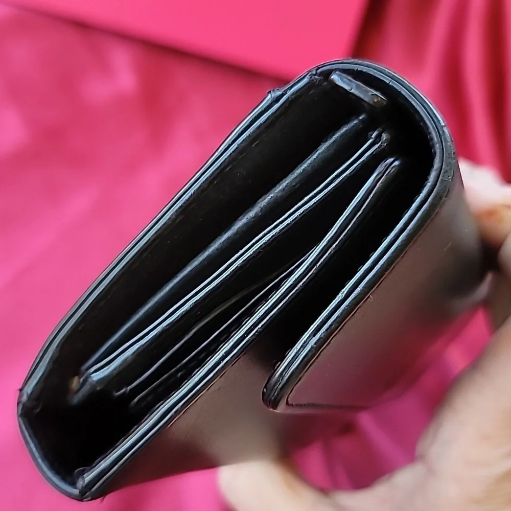 COLE HAAN Vintage Continental Wallet